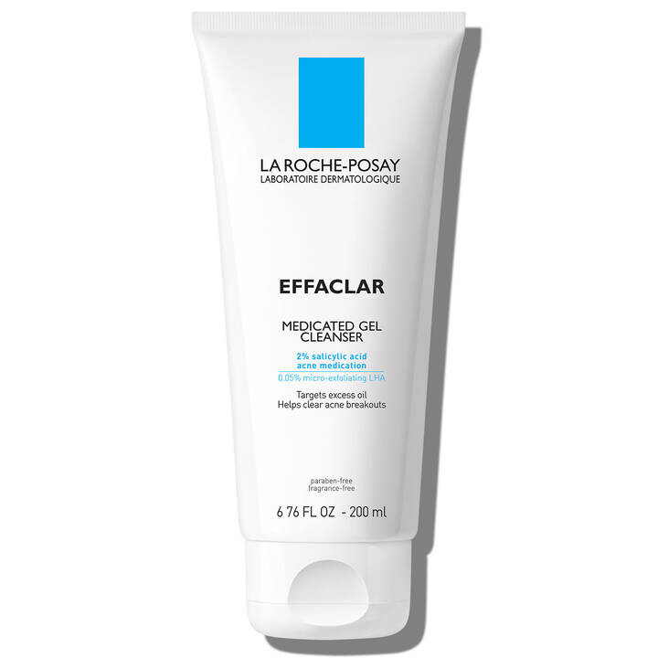 2422 Limpiador para el rostro Effaclar medicado para el acné — Cleanser